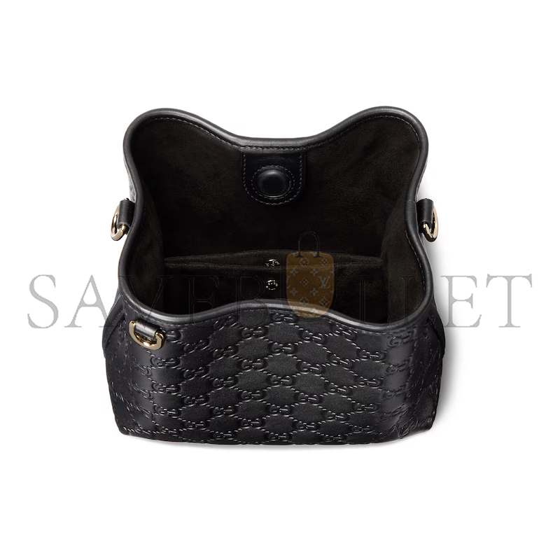GUCCI GG EMBLEM SMALL BUCKET BAG 815118AAFDV1000 (19*18*11cm) GUCCI GG EMBLEM SMALL BUCKET BAG 815118AAFDV1000 (19*18*11cm)