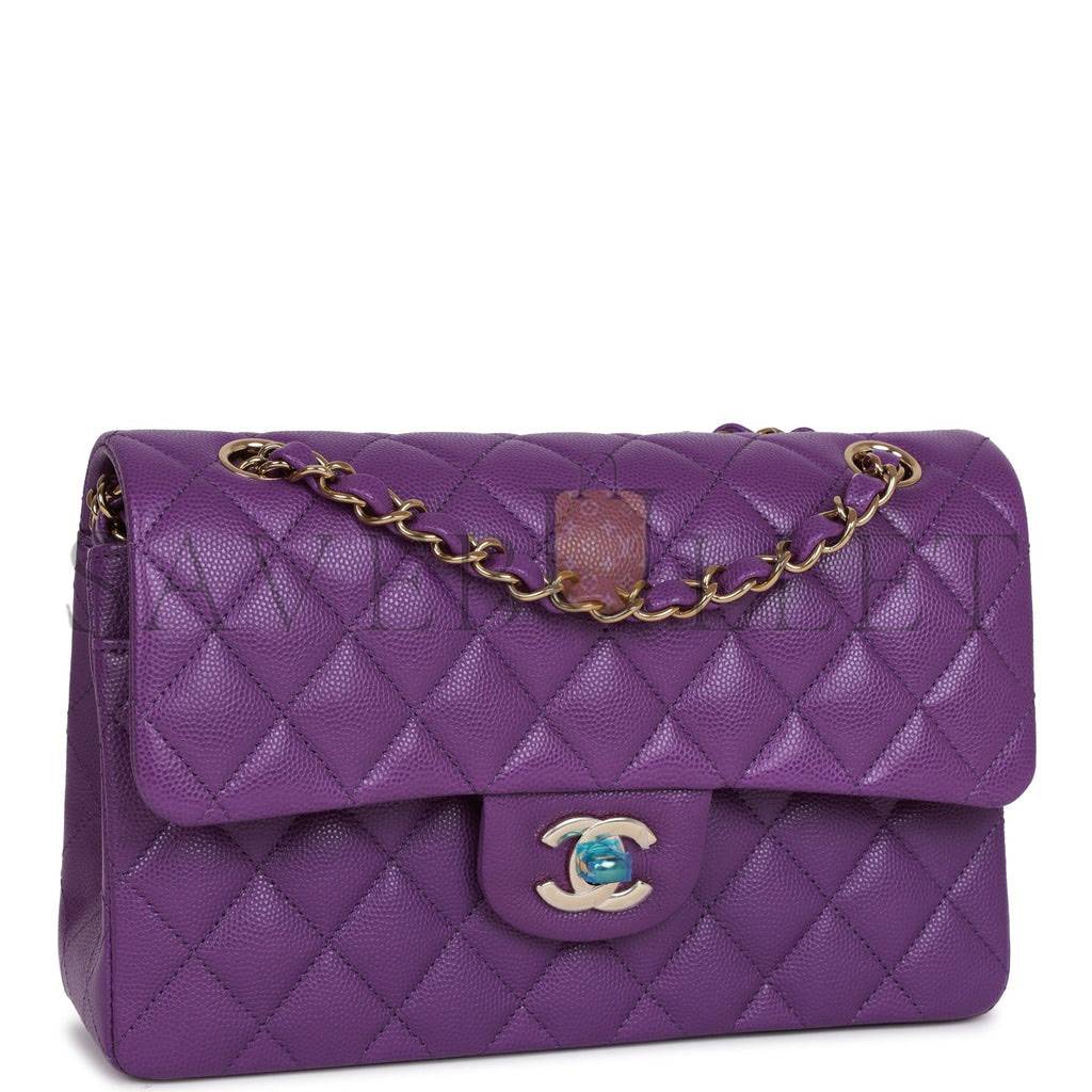 CHANEL SMALL CLASSIC DOUBLE FLAP PURPLE CAVIAR LIGHT GOLD HARDWARE (23*13*6cm) CHANEL SMALL CLASSIC DOUBLE FLAP PURPLE CAVIAR LIGHT GOLD HARDWARE (23*13*6cm)